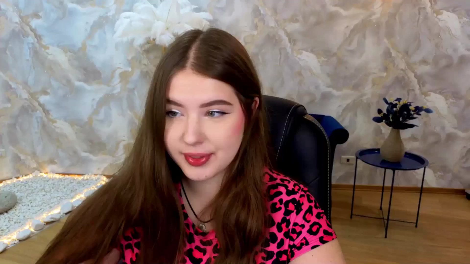 Gallery image thumbnail from AdmireMyEyes's myfreecams stream on, 08/24/2025, 18:55 image 11 of 20