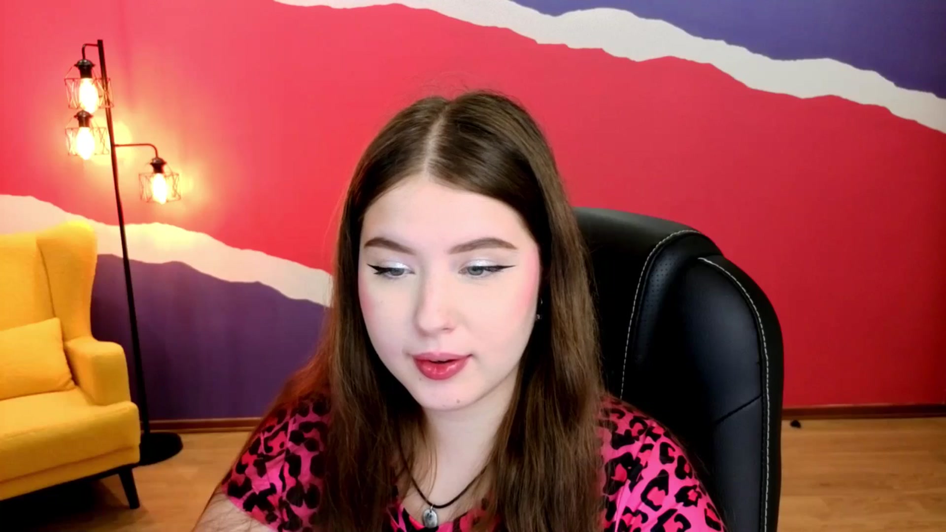 Gallery image thumbnail from AdmireMyEyes's myfreecams stream on, 08/24/2025, 22:56 image 8 of 20
