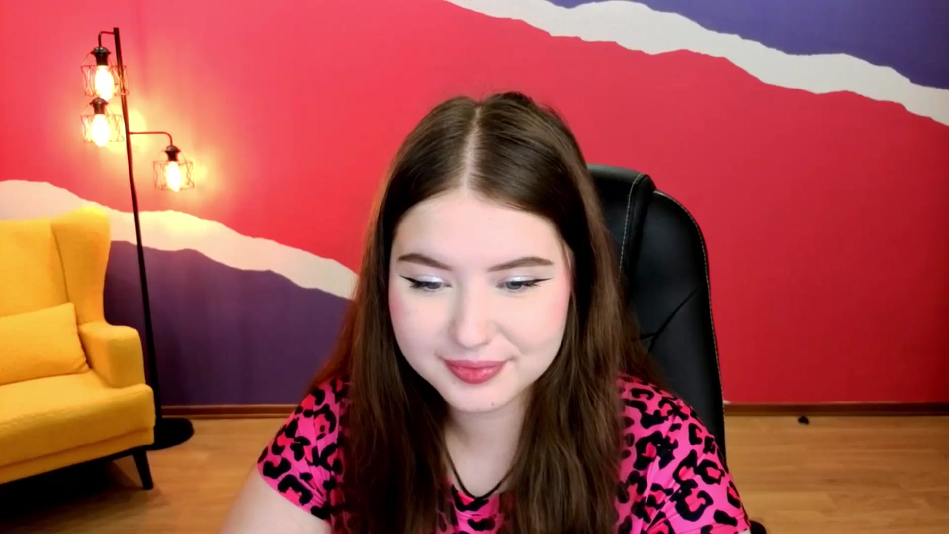 Gallery image thumbnail from AdmireMyEyes's myfreecams stream on, 08/24/2025, 23:47 image 11 of 20