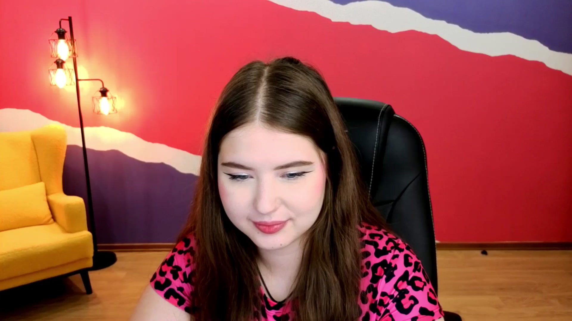 Gallery image thumbnail from AdmireMyEyes's myfreecams stream on, 08/24/2025, 23:47 image 10 of 20