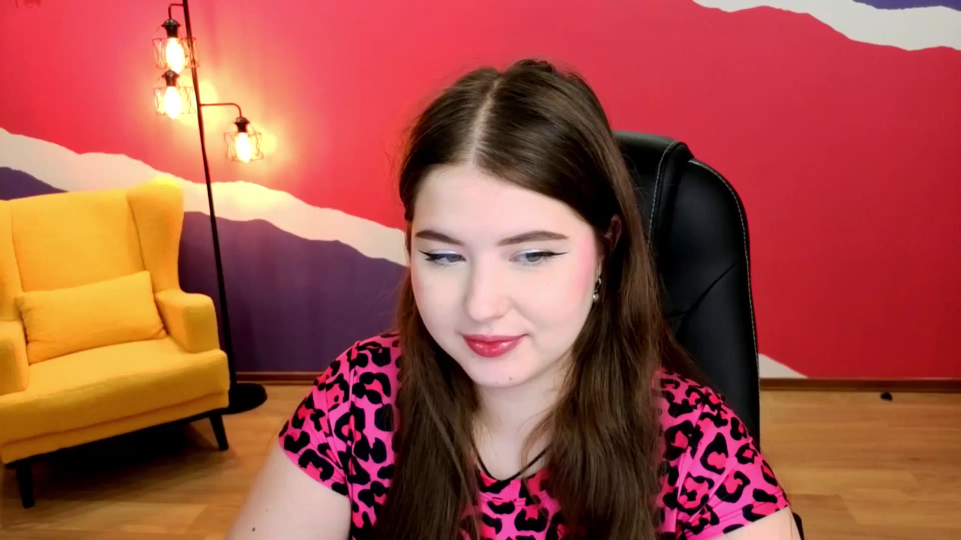 Gallery image thumbnail from AdmireMyEyes's myfreecams stream on, 08/25/2025, 24:48 image 1 of 20