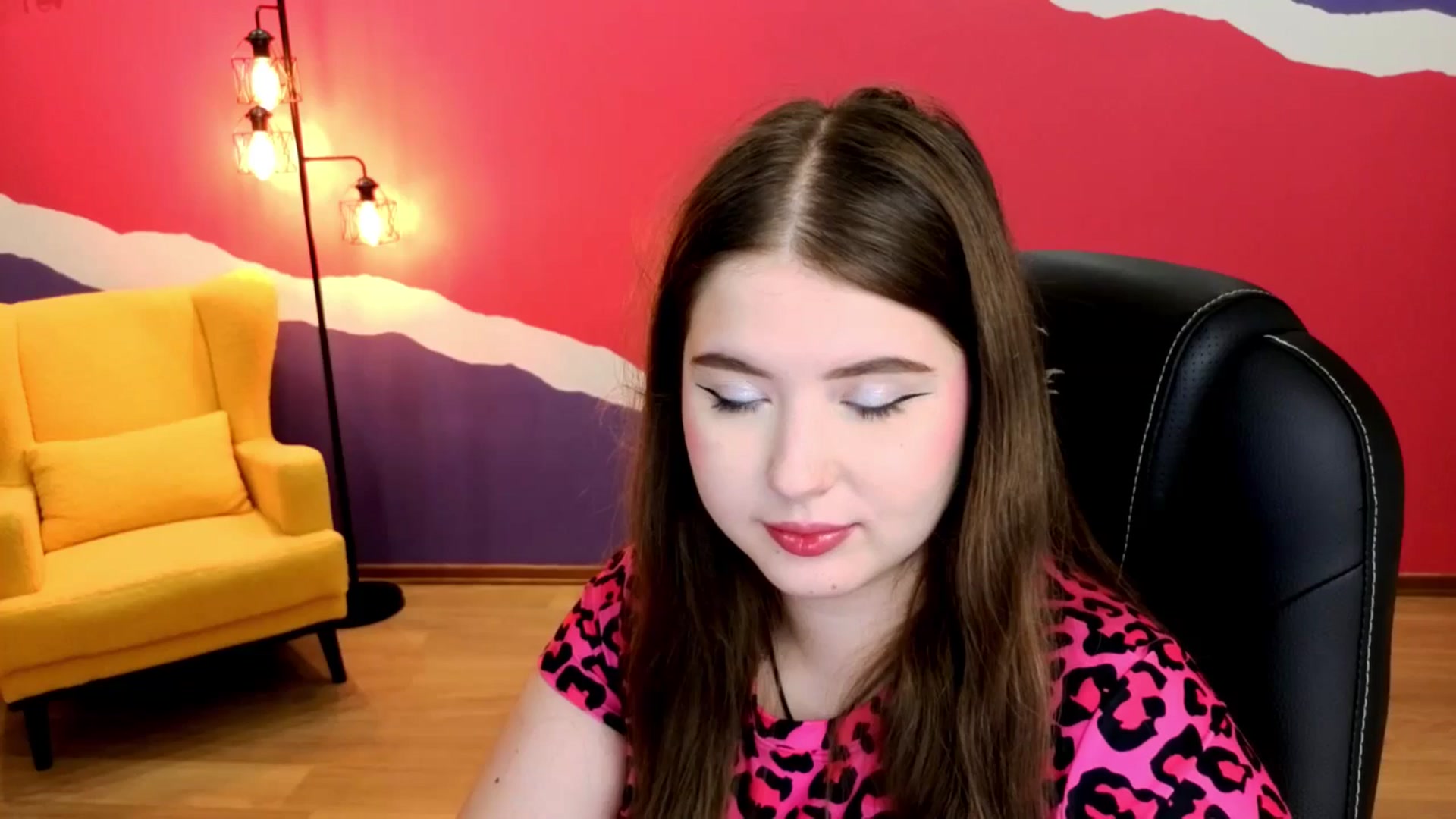 Gallery image thumbnail from AdmireMyEyes's myfreecams stream on, 08/25/2025, 24:48 image 19 of 20