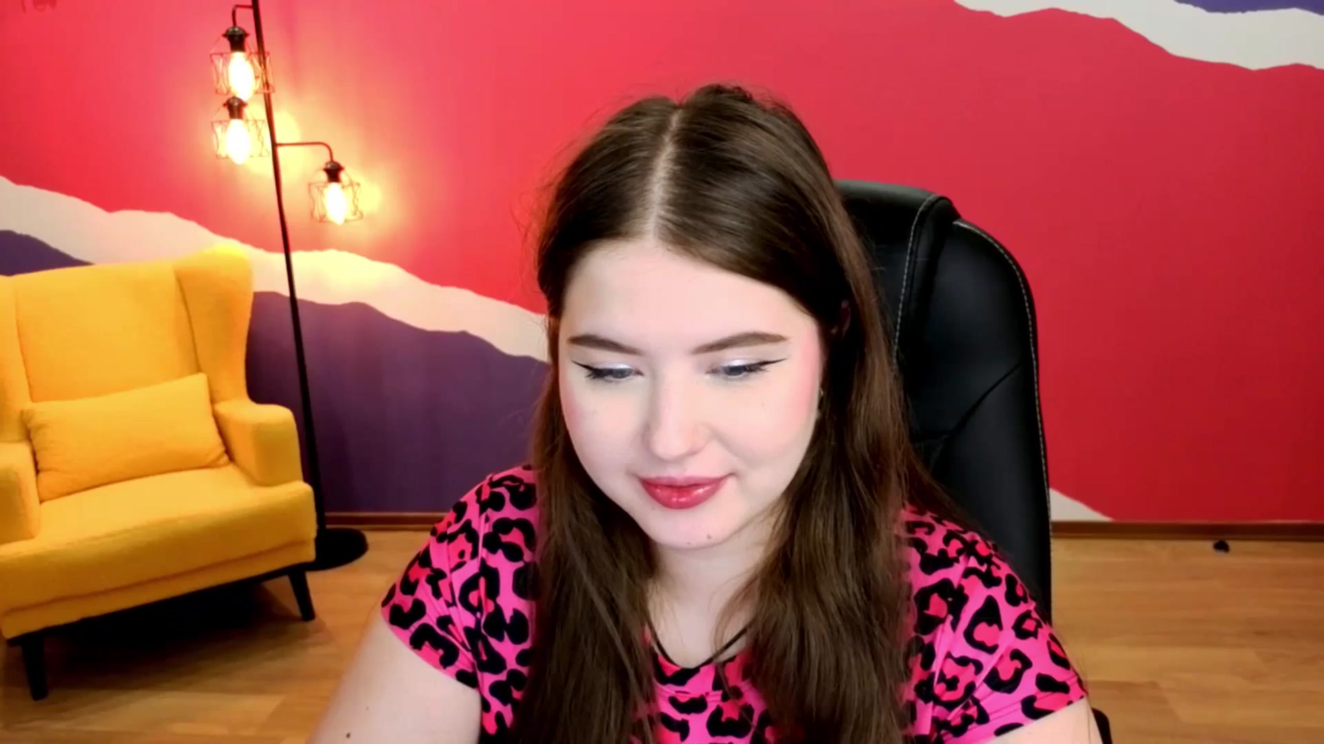 Gallery image thumbnail from AdmireMyEyes's myfreecams stream on, 08/25/2025, 24:48 image 4 of 20