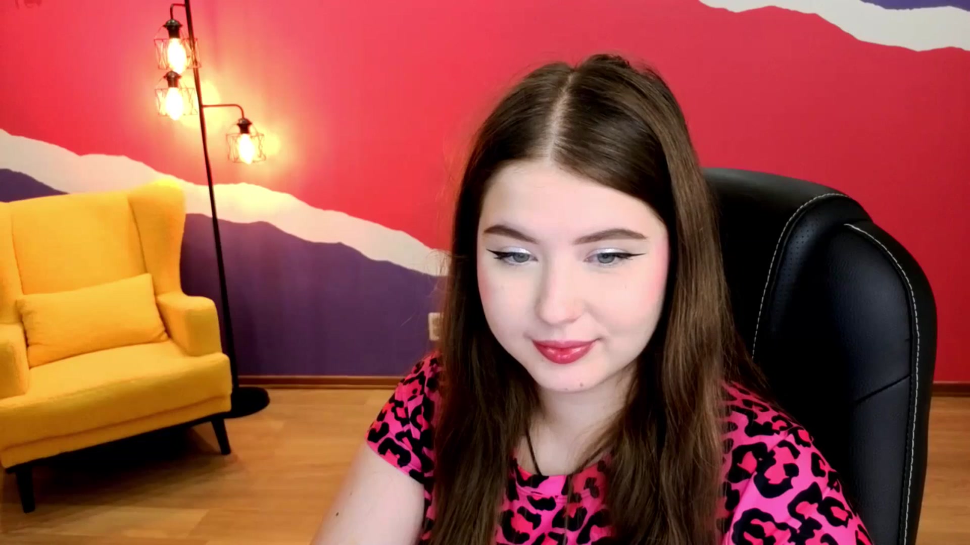 Gallery image thumbnail from AdmireMyEyes's myfreecams stream on, 08/25/2025, 24:48 image 18 of 20