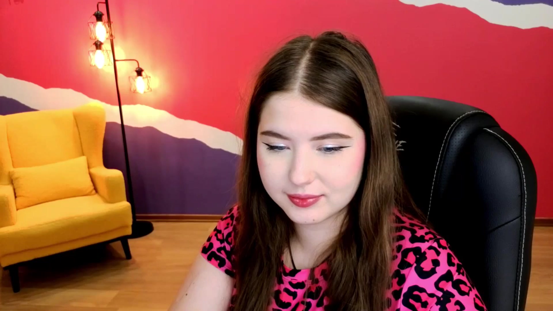 Gallery image thumbnail from AdmireMyEyes's myfreecams stream on, 08/25/2025, 24:48 image 13 of 20