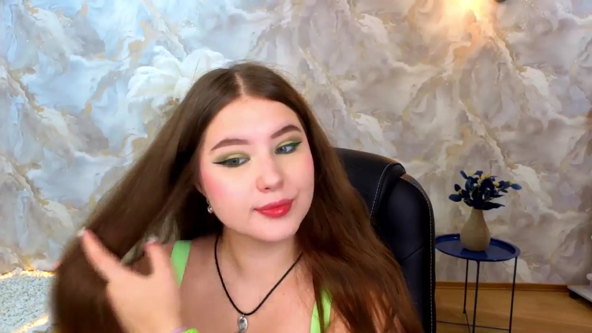 Gallery image thumbnail from AdmireMyEyes's myfreecams stream on, 08/25/2025, 19:38 image 19 of 20