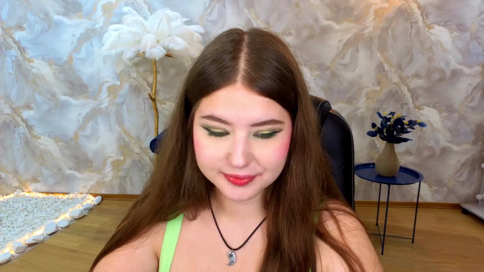 Gallery image thumbnail from AdmireMyEyes's myfreecams stream on, 08/25/2025, 20:02 image 9 of 20
