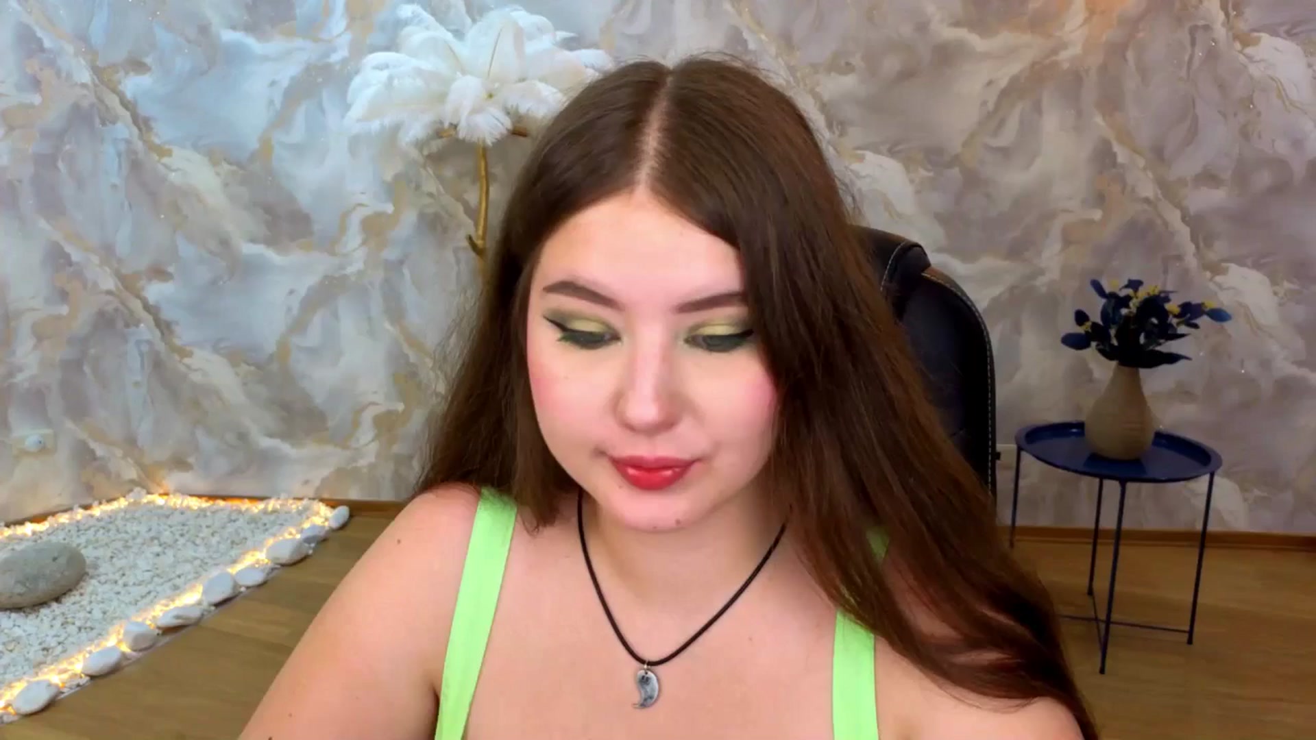 Gallery image thumbnail from AdmireMyEyes's myfreecams stream on, 08/25/2025, 23:47 image 1 of 20