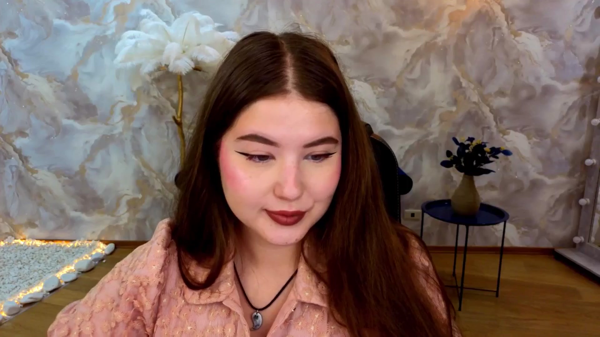 Gallery image thumbnail from AdmireMyEyes's myfreecams stream on, 08/26/2025, 19:02 image 16 of 20