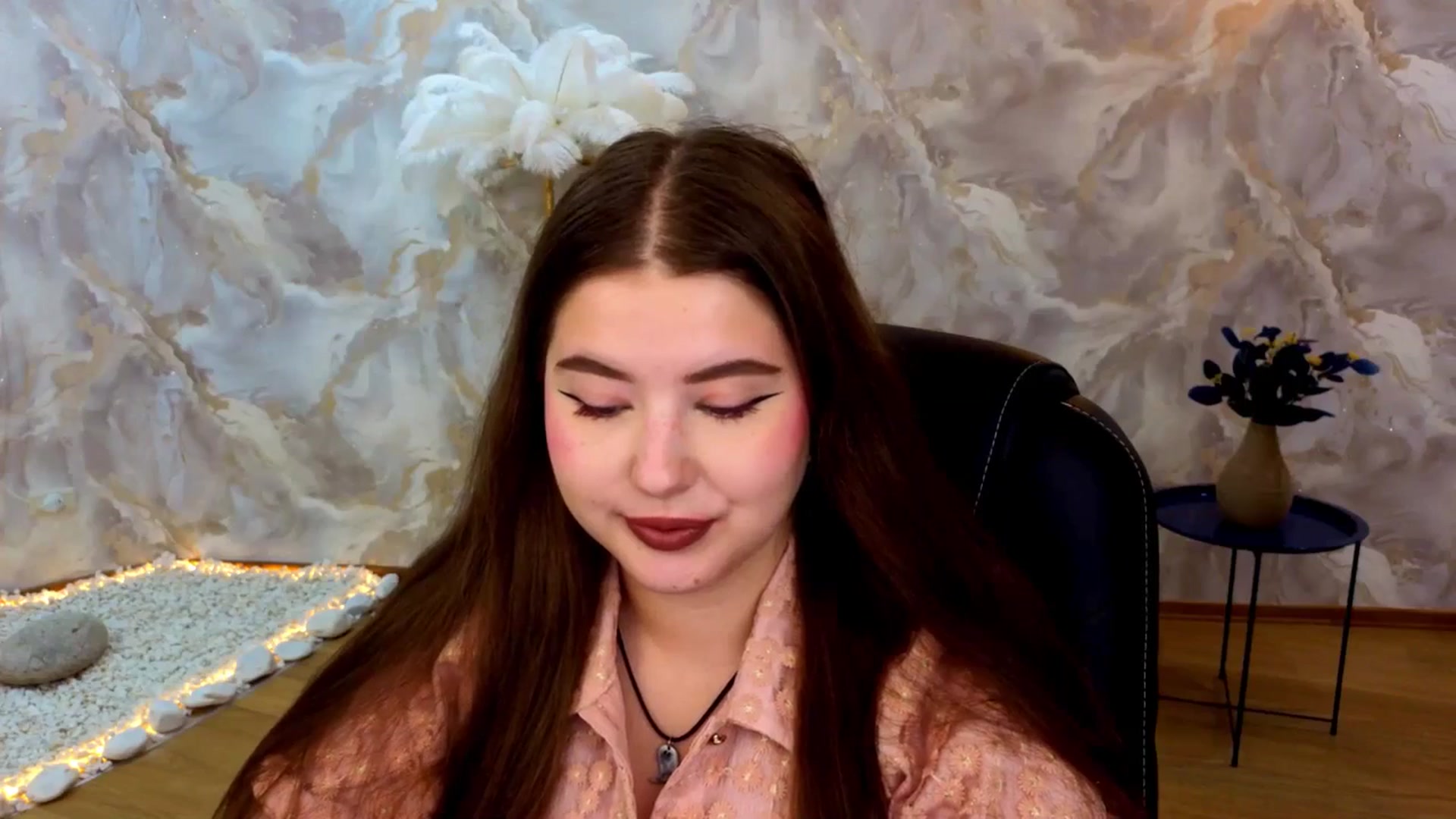 Gallery image thumbnail from AdmireMyEyes's myfreecams stream on, 08/26/2025, 20:12 image 12 of 20