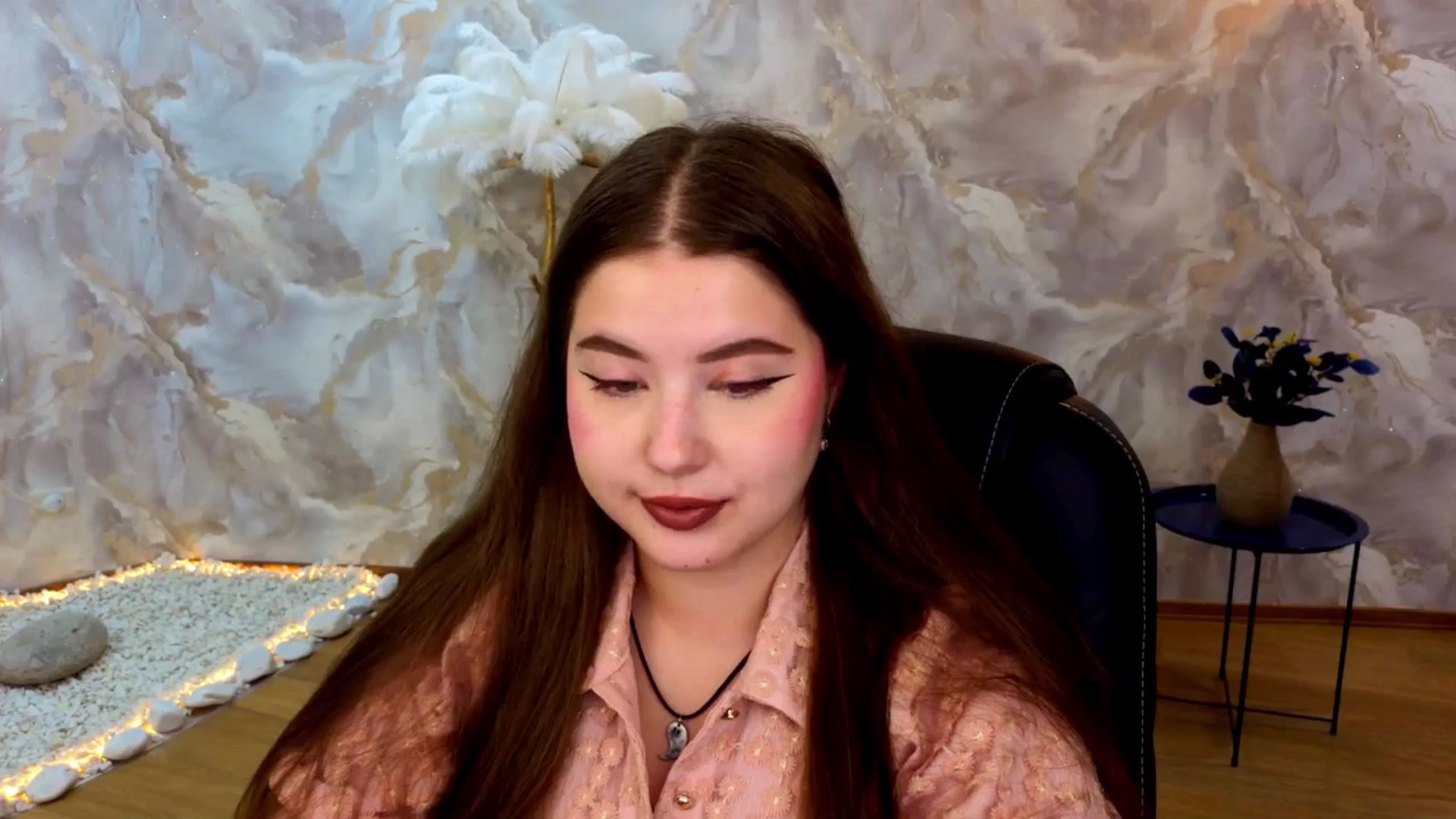 Gallery image thumbnail from AdmireMyEyes's myfreecams stream on, 08/26/2025, 20:12 image 7 of 20