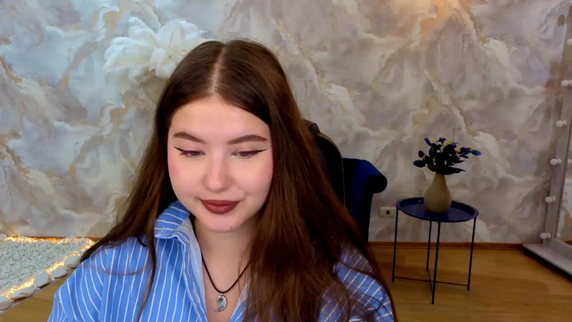 Gallery image thumbnail from AdmireMyEyes's myfreecams stream on, 08/26/2025, 21:24 image 20 of 20