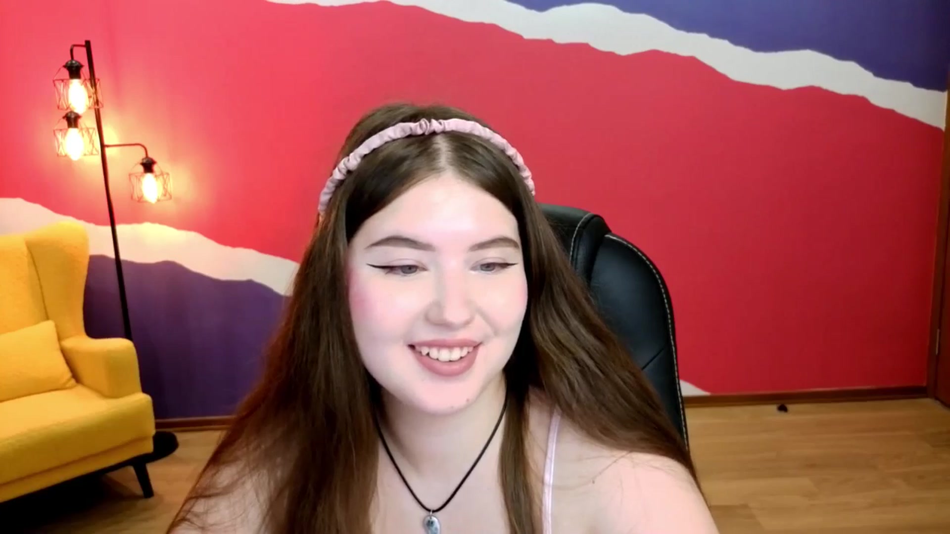Gallery image thumbnail from AdmireMyEyes's myfreecams stream on, 08/28/2025, 07:43 image 5 of 20