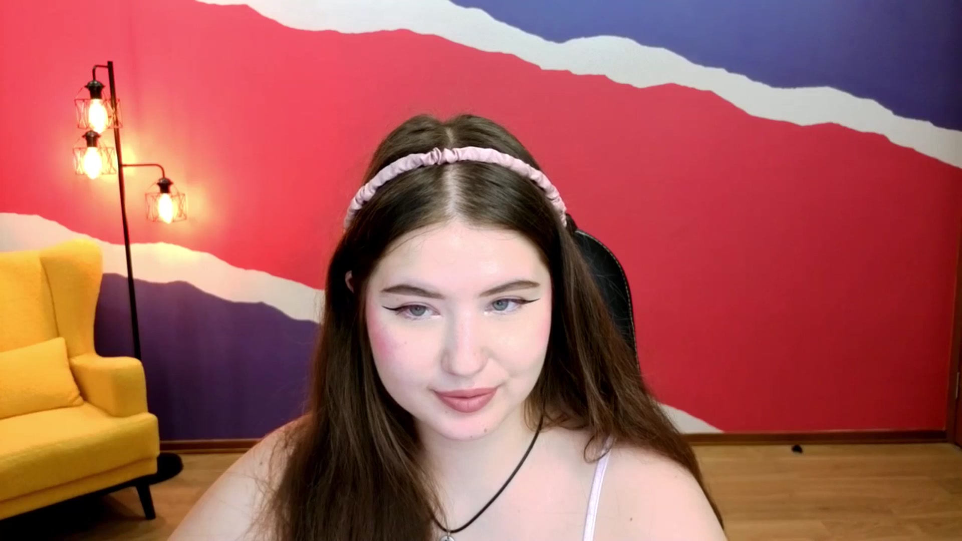 Gallery image thumbnail from AdmireMyEyes's myfreecams stream on, 08/28/2025, 07:43 image 11 of 20