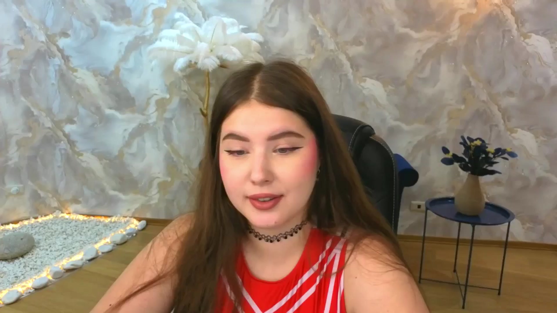 Gallery image thumbnail from AdmireMyEyes's myfreecams stream on, 08/29/2025, 07:41 image 6 of 20