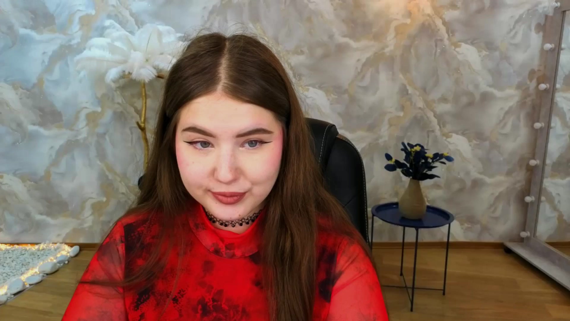 Gallery image thumbnail from AdmireMyEyes's myfreecams stream on, 08/30/2025, 07:51 image 17 of 20