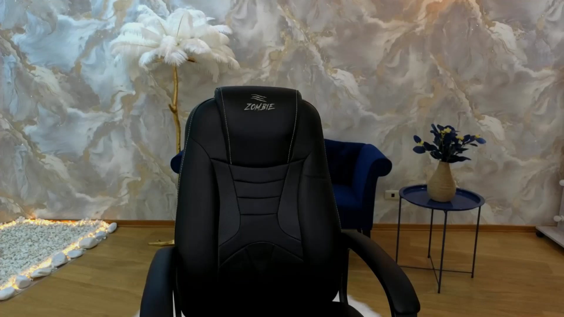 Gallery image thumbnail from AdmireMyEyes's myfreecams stream on, 08/30/2025, 08:18 image 18 of 20