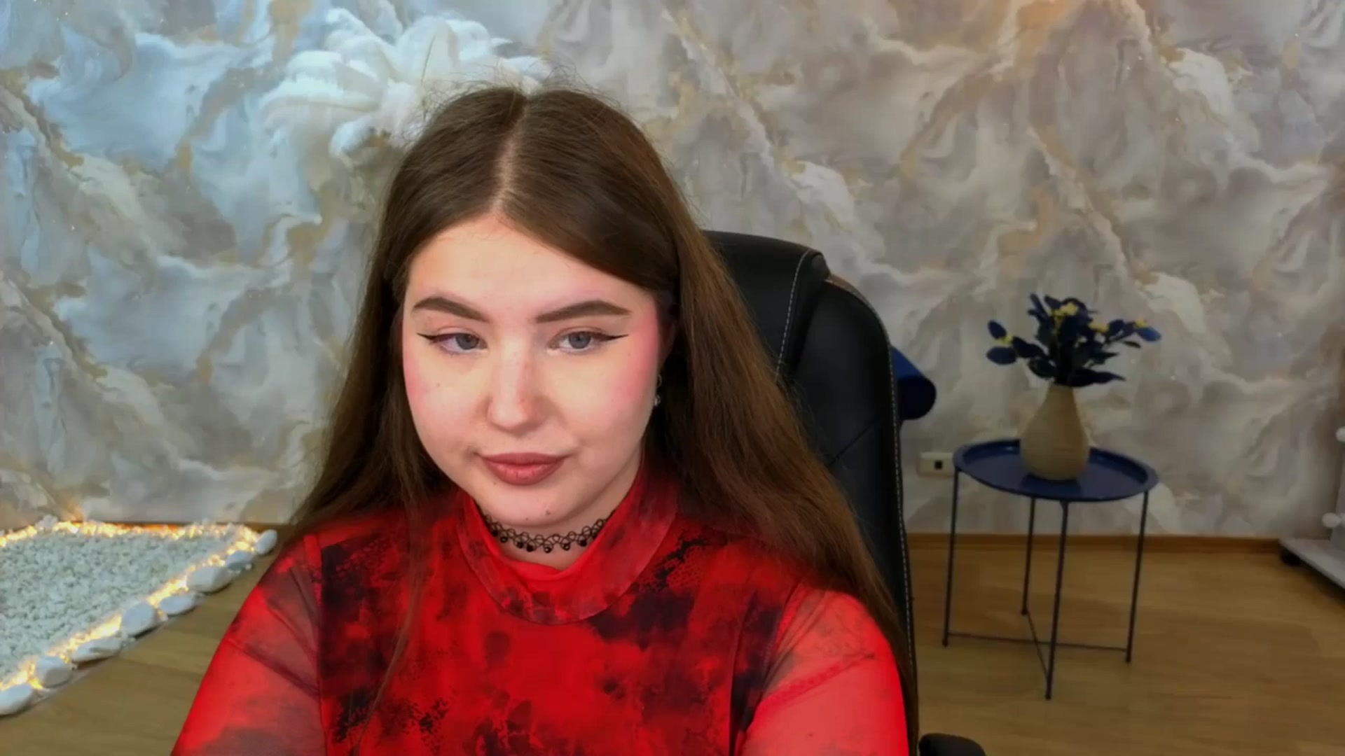 Gallery image thumbnail from AdmireMyEyes's myfreecams stream on, 08/30/2025, 08:18 image 3 of 20