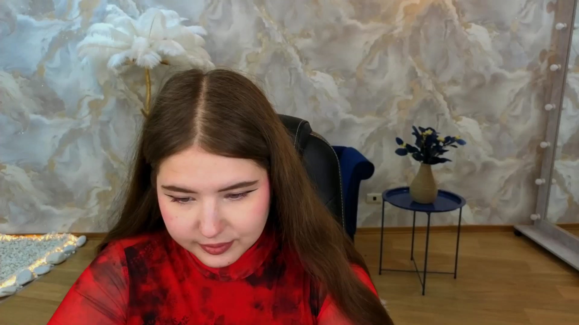 Gallery image thumbnail from AdmireMyEyes's myfreecams stream on, 08/30/2025, 09:57 image 3 of 20