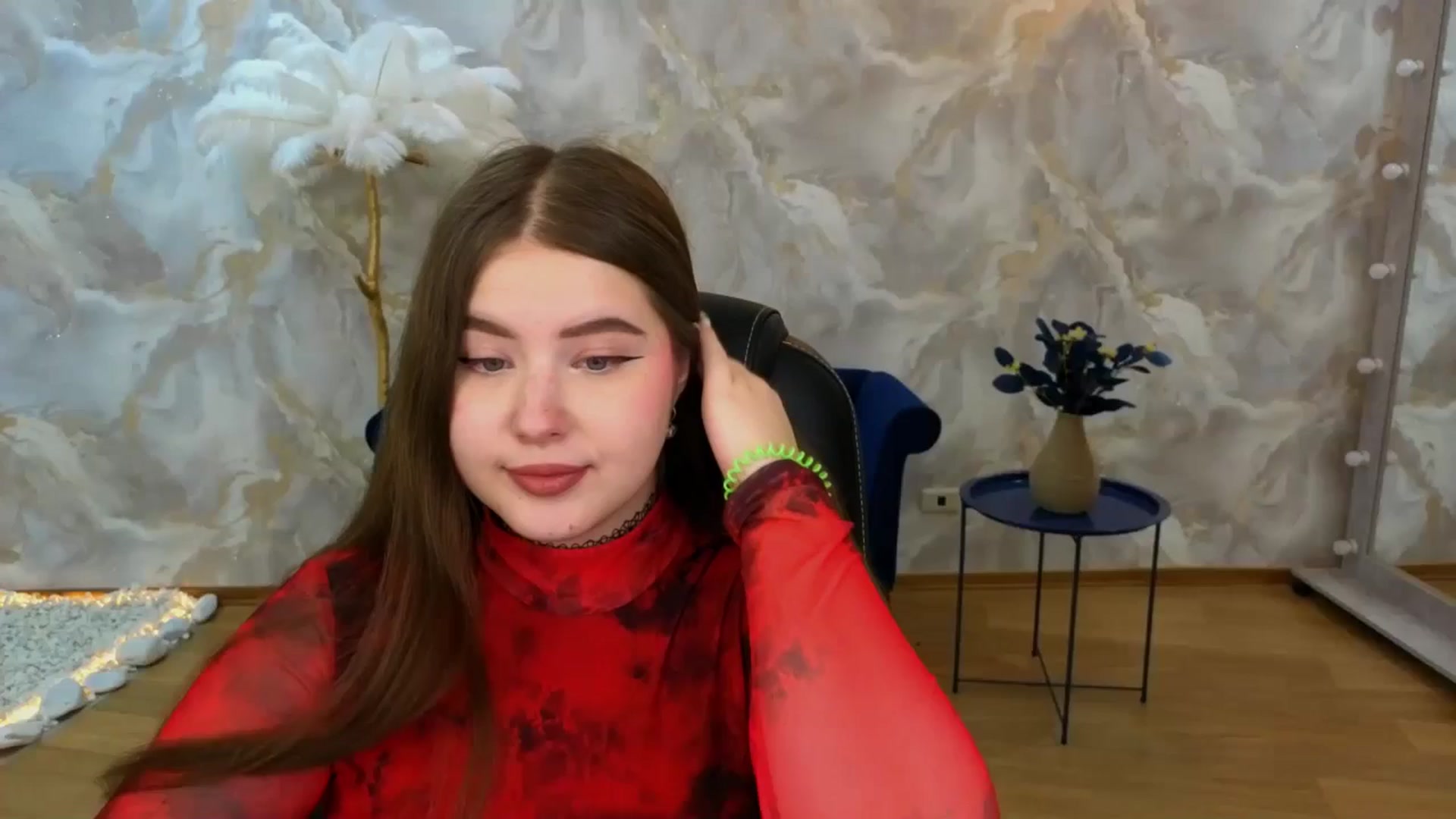 Gallery image thumbnail from AdmireMyEyes's myfreecams stream on, 08/30/2025, 09:57 image 4 of 20