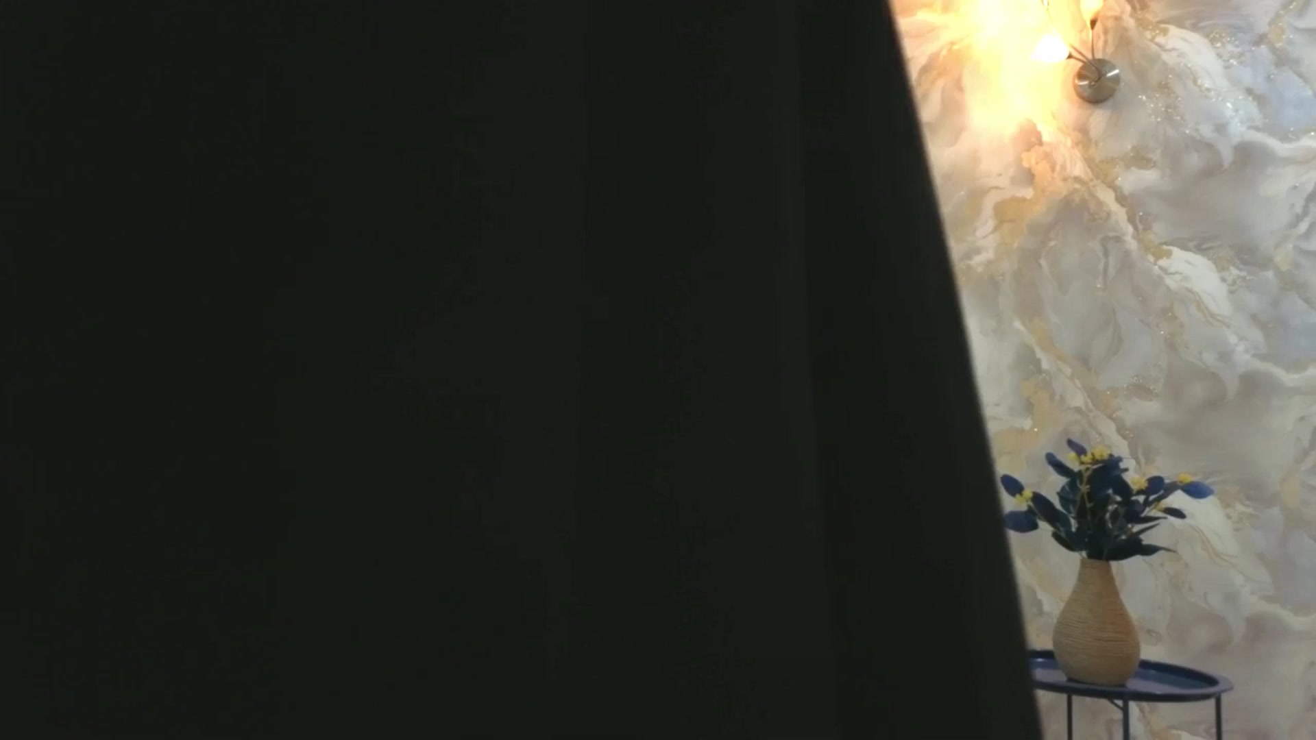 Gallery image thumbnail from AdmireMyEyes's myfreecams stream on, 08/31/2025, 23:05 image 9 of 20