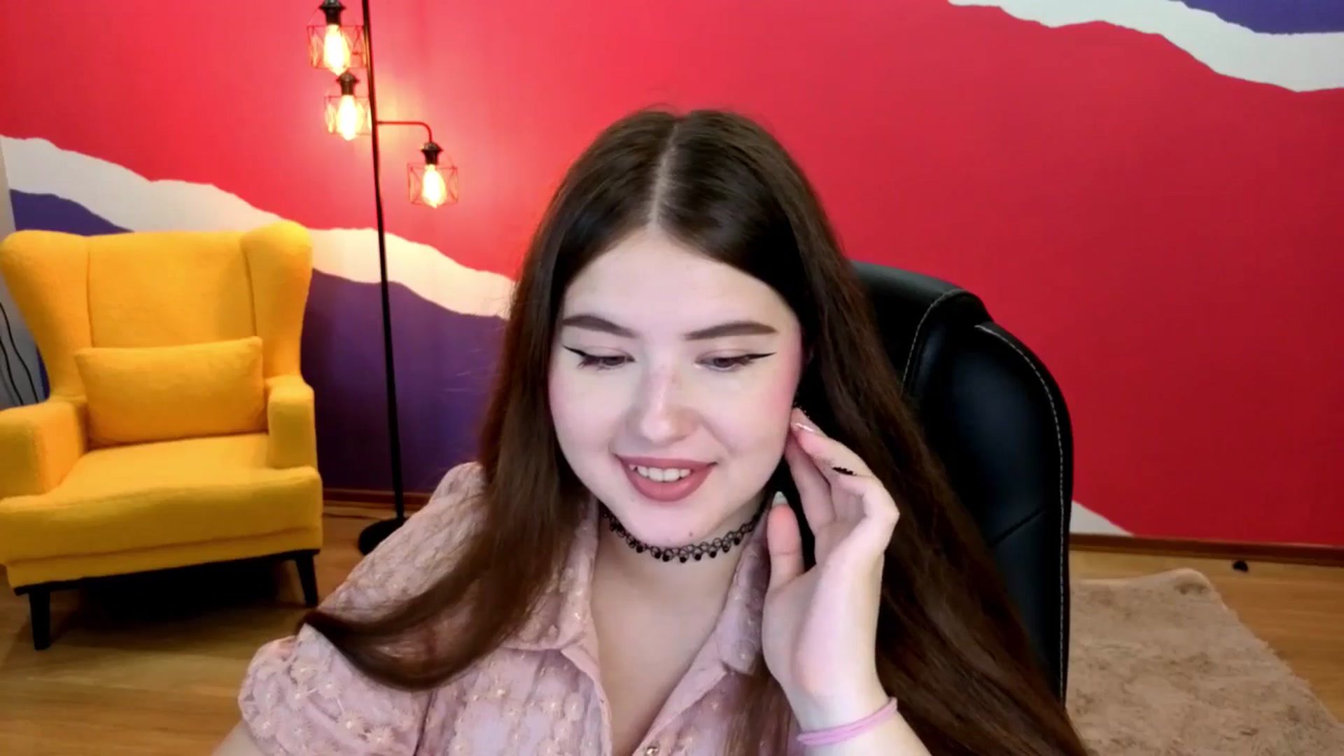 Gallery image thumbnail from AdmireMyEyes's myfreecams stream on, 09/03/2025, 06:38 image 5 of 20