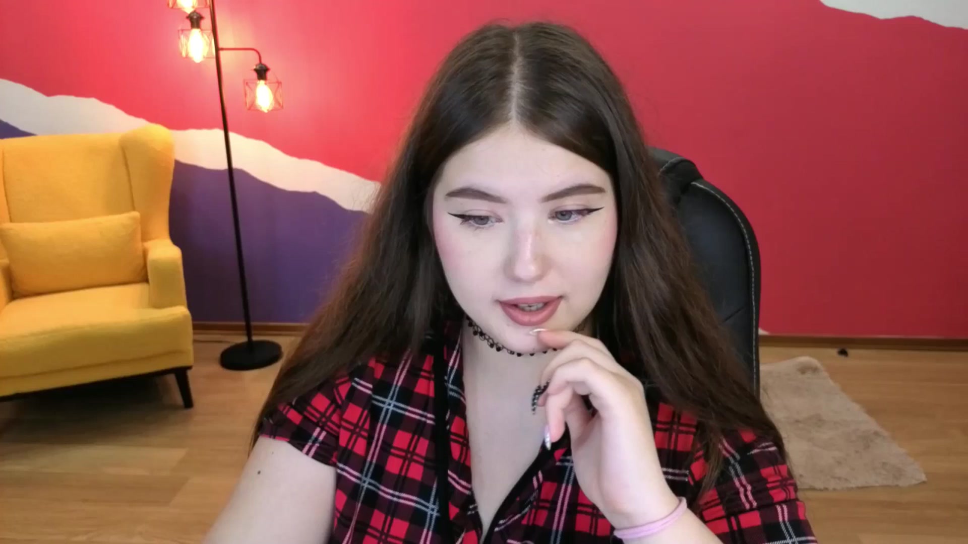 Gallery image thumbnail from AdmireMyEyes's myfreecams stream on, 09/03/2025, 07:47 image 1 of 20