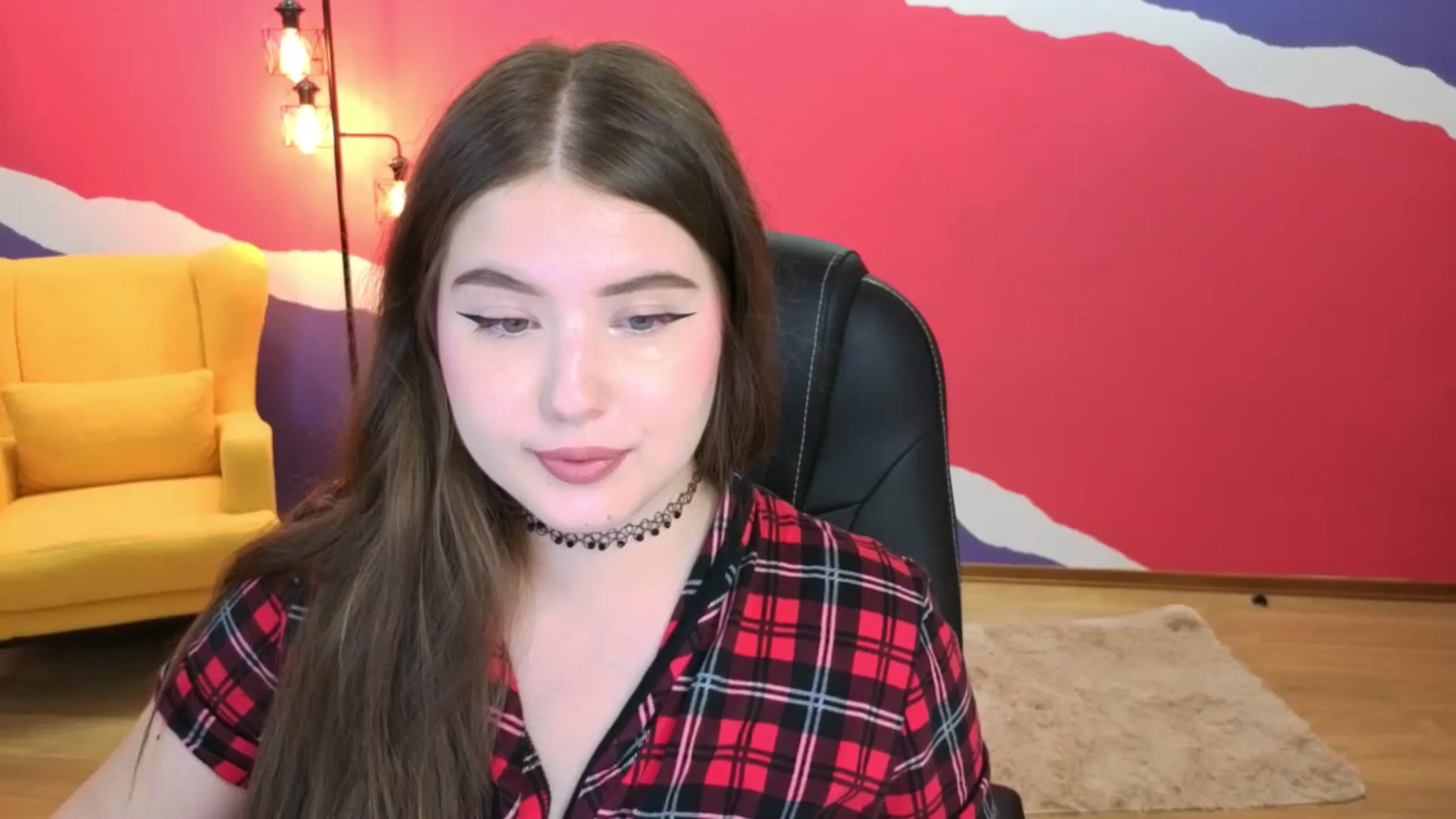Gallery image thumbnail from AdmireMyEyes's myfreecams stream on, 09/03/2025, 09:25 image 17 of 20