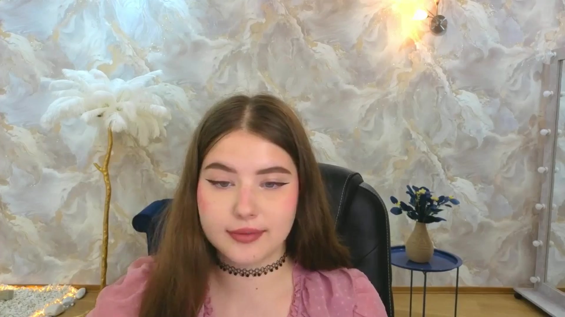 Gallery image thumbnail from AdmireMyEyes's myfreecams stream on, 09/04/2025, 07:47 image 20 of 20
