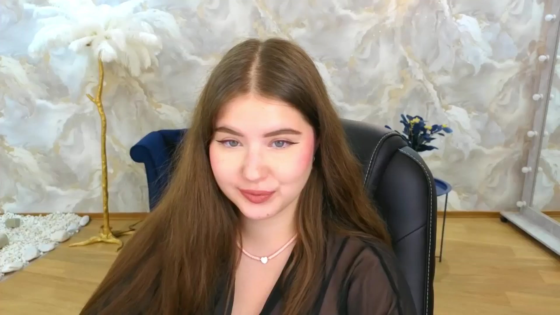 Gallery image thumbnail from AdmireMyEyes's myfreecams stream on, 09/05/2025, 07:22 image 4 of 20