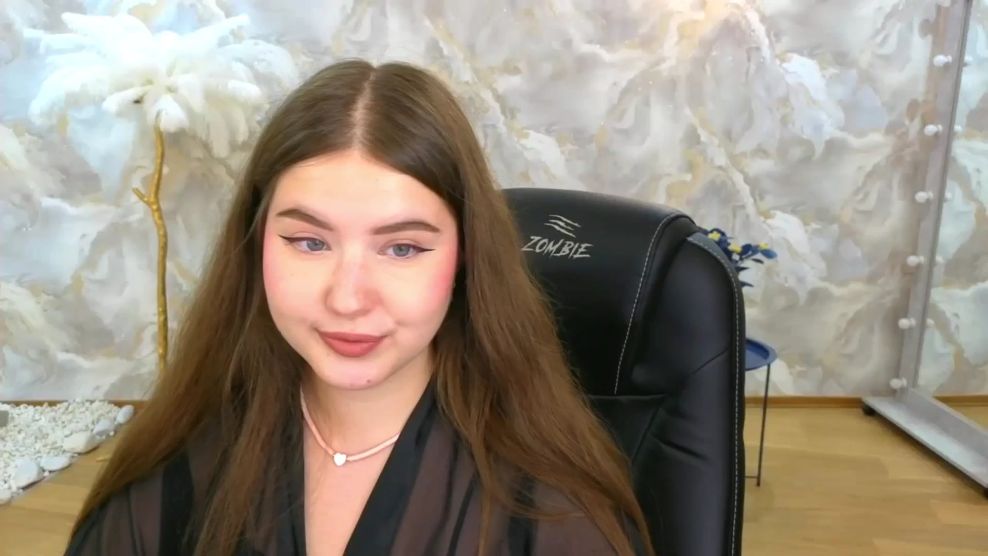 Gallery image thumbnail from AdmireMyEyes's myfreecams stream on, 09/05/2025, 07:46 image 16 of 20