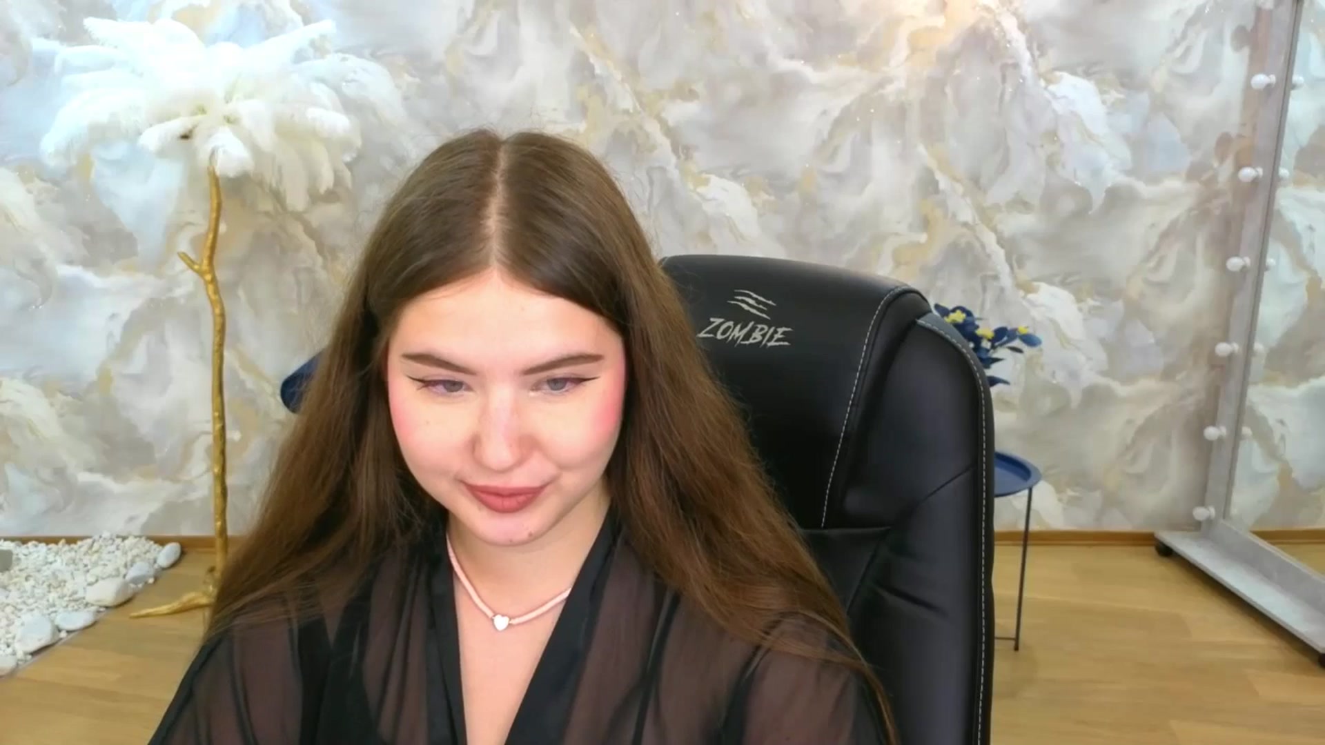 Gallery image thumbnail from AdmireMyEyes's myfreecams stream on, 09/05/2025, 07:46 image 18 of 20