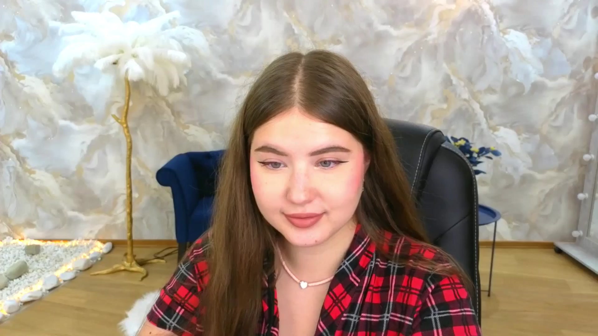 Gallery image thumbnail from AdmireMyEyes's myfreecams stream on, 09/05/2025, 08:25 image 20 of 20