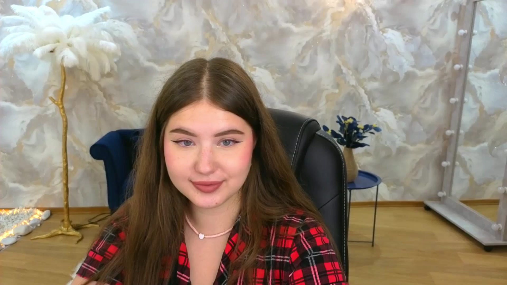 Gallery image thumbnail from AdmireMyEyes's myfreecams stream on, 09/05/2025, 09:48 image 16 of 20