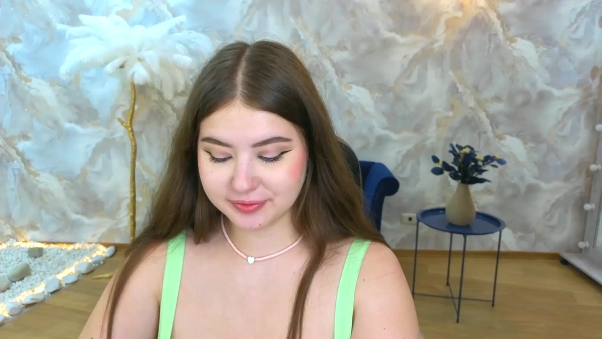 Gallery image thumbnail from AdmireMyEyes's myfreecams stream on, 09/06/2025, 23:47 image 4 of 20