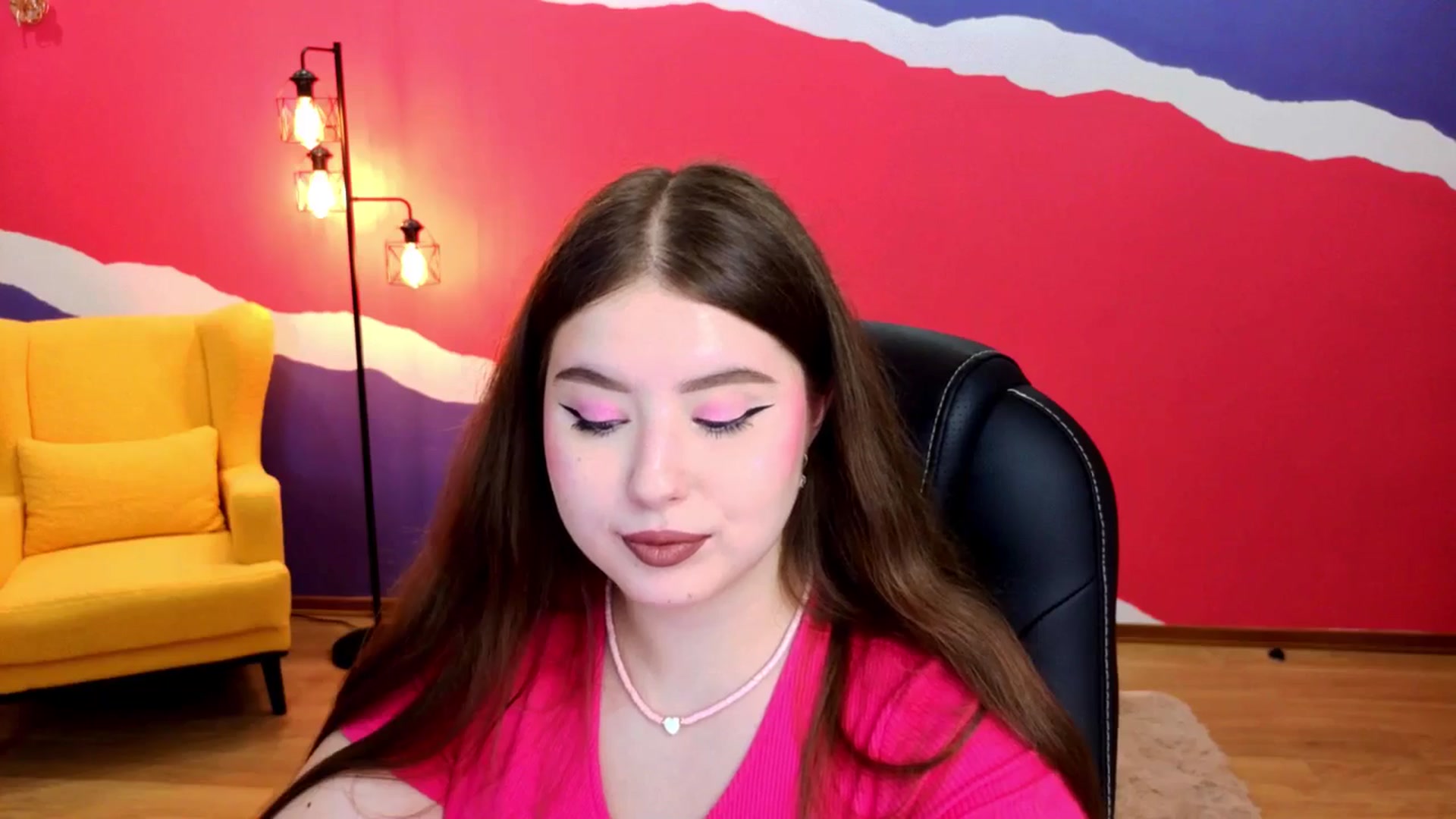 Gallery image thumbnail from AdmireMyEyes's myfreecams stream on, 09/07/2025, 20:22 image 5 of 20