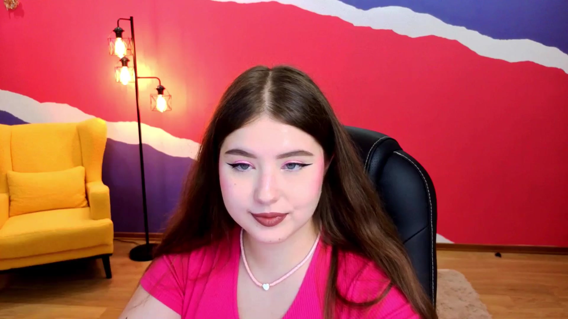 Gallery image thumbnail from AdmireMyEyes's myfreecams stream on, 09/07/2025, 20:22 image 3 of 20