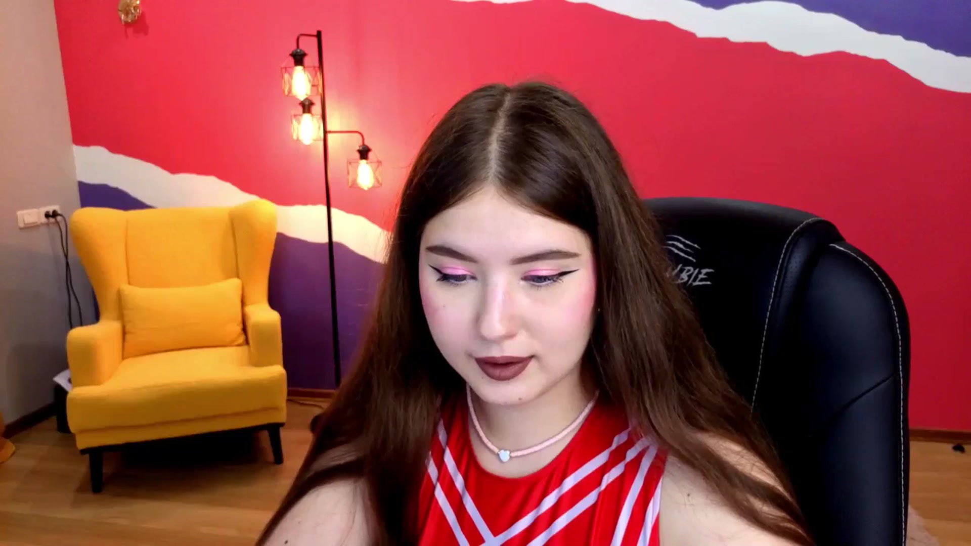 Gallery image thumbnail from AdmireMyEyes's myfreecams stream on, 09/07/2025, 21:28 image 5 of 20