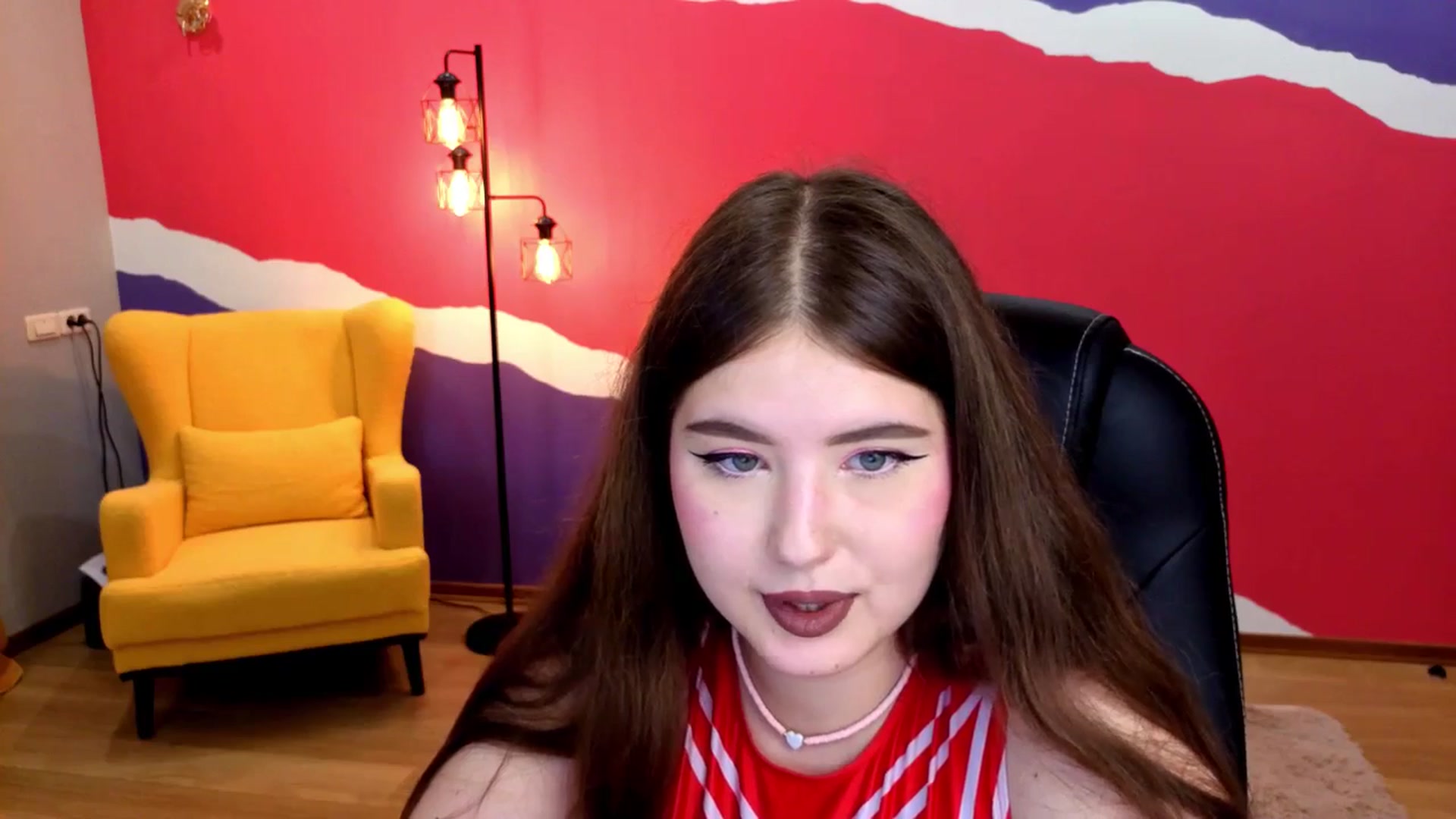 Gallery image thumbnail from AdmireMyEyes's myfreecams stream on, 09/07/2025, 21:28 image 2 of 20