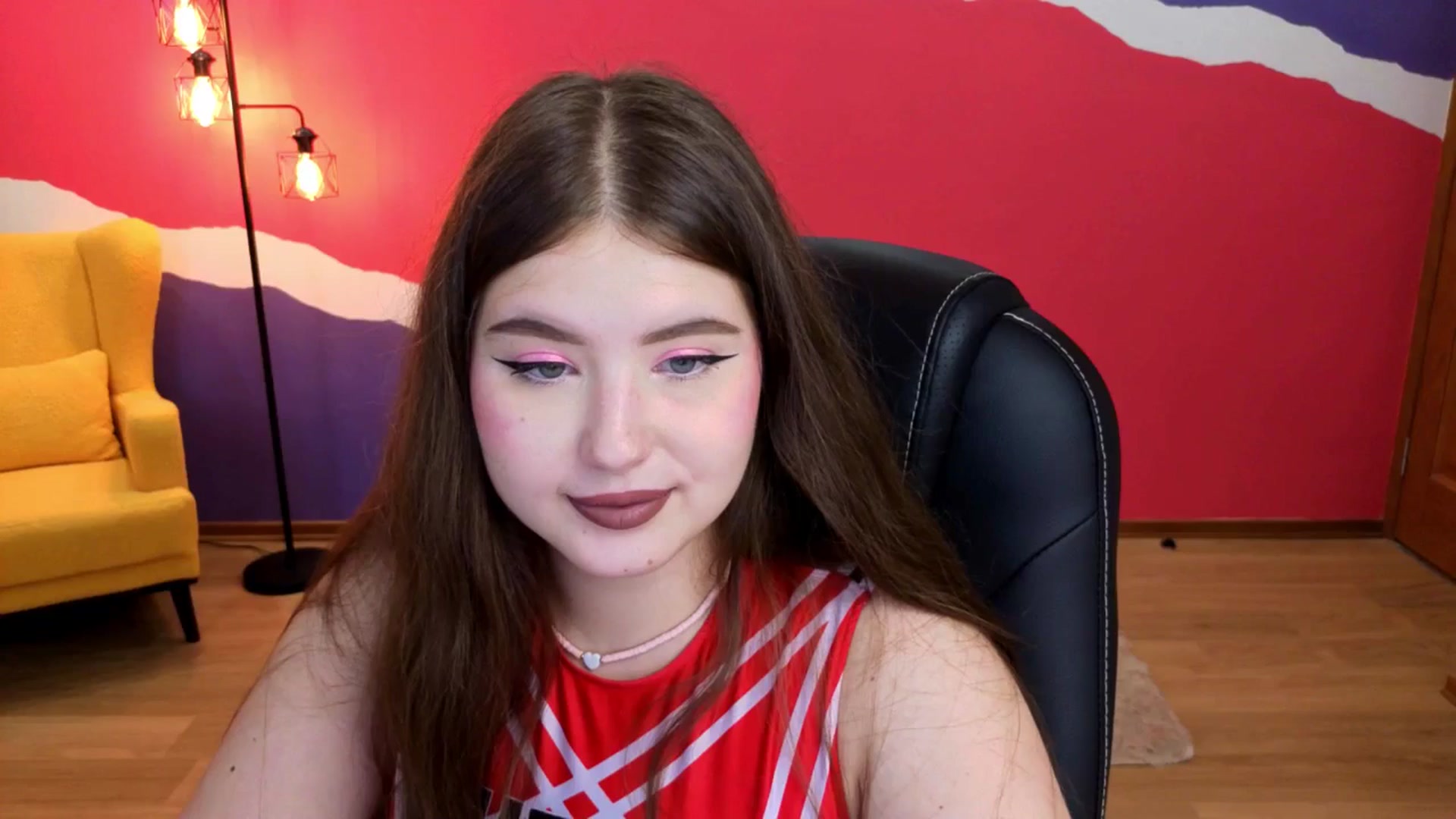 Gallery image thumbnail from AdmireMyEyes's myfreecams stream on, 09/07/2025, 23:46 image 11 of 20