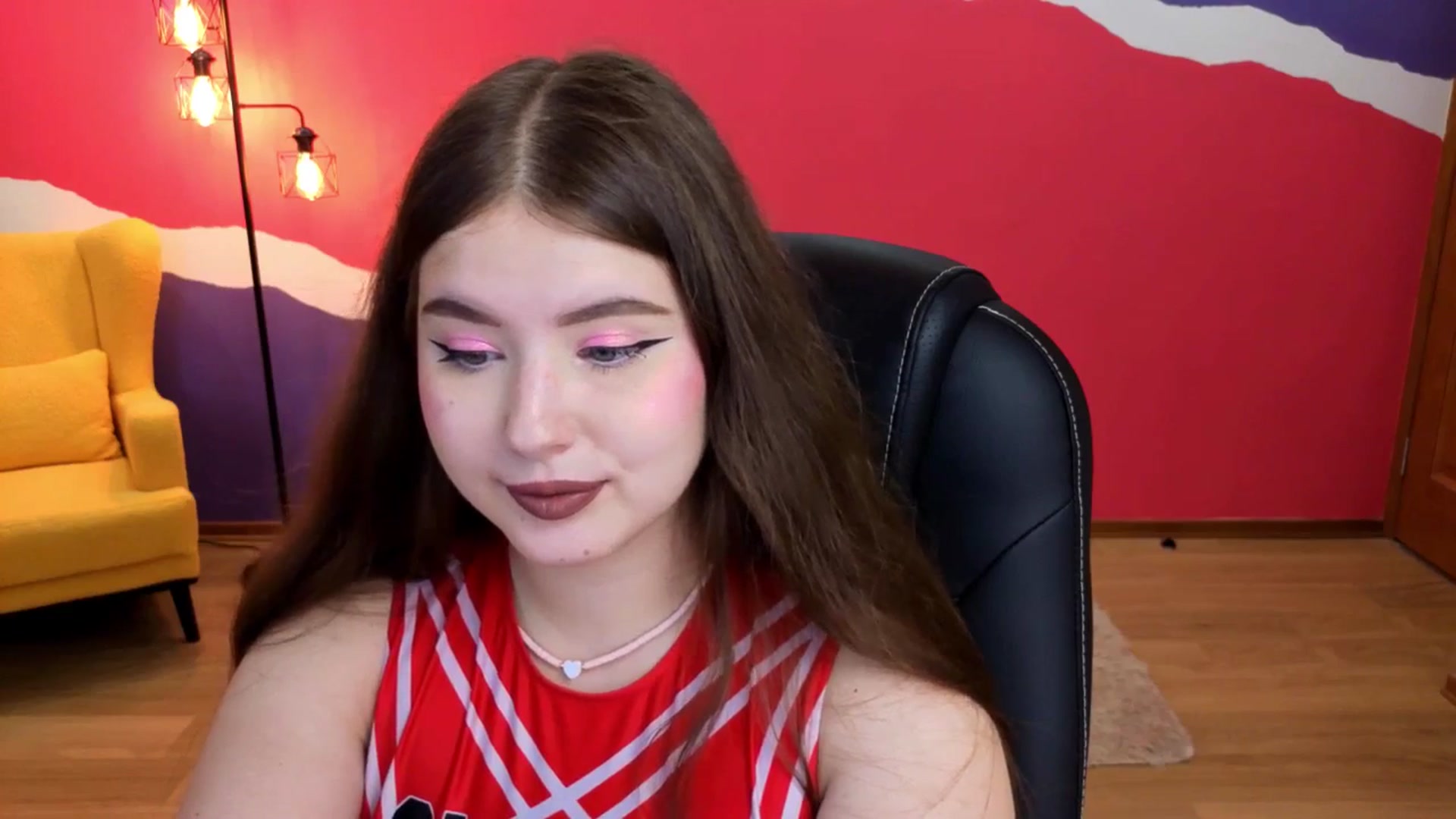 Gallery image thumbnail from AdmireMyEyes's myfreecams stream on, 09/07/2025, 23:46 image 17 of 20