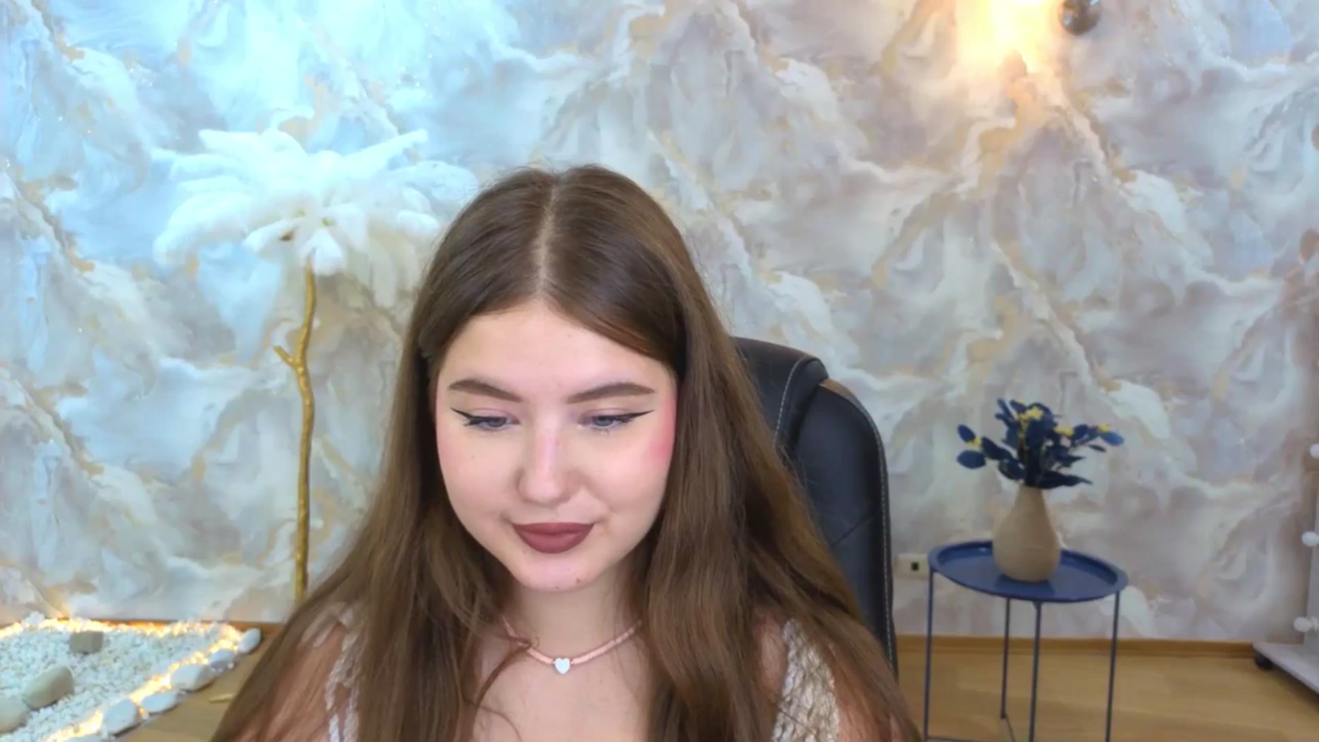Gallery image thumbnail from AdmireMyEyes's myfreecams stream on, 09/09/2025, 07:18 image 15 of 20