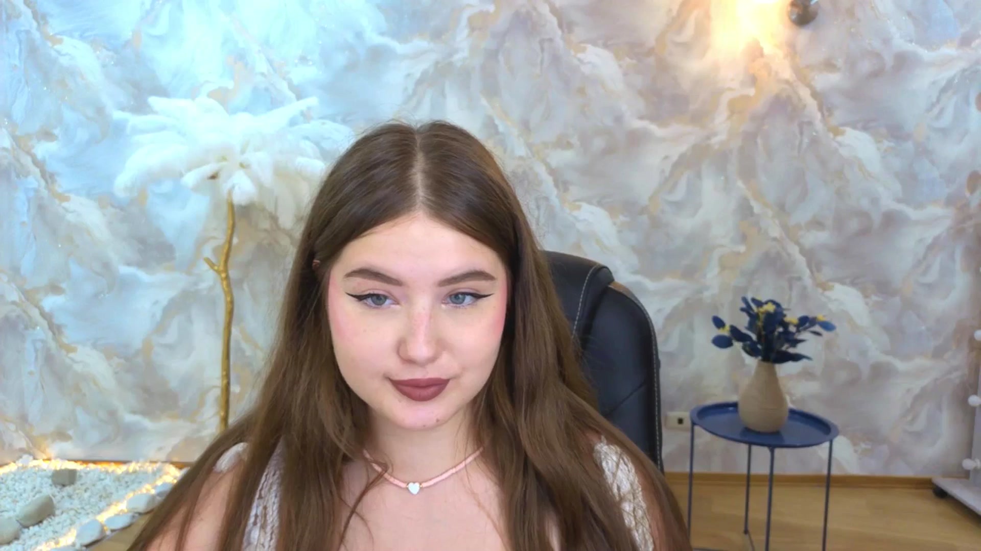 Gallery image thumbnail from AdmireMyEyes's myfreecams stream on, 09/09/2025, 07:18 image 13 of 20