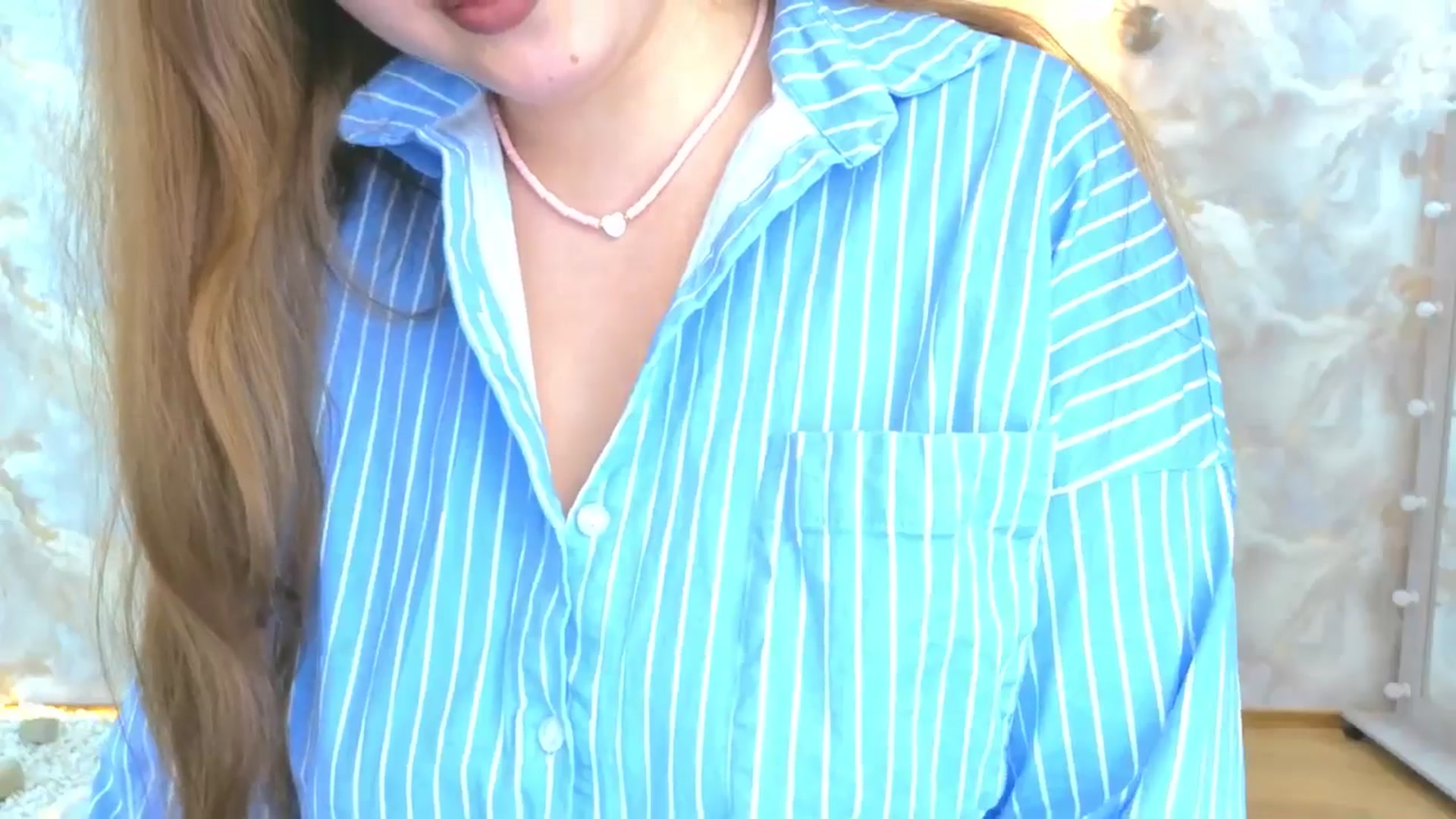 Gallery image thumbnail from AdmireMyEyes's myfreecams stream on, 09/09/2025, 11:10 image 2 of 20