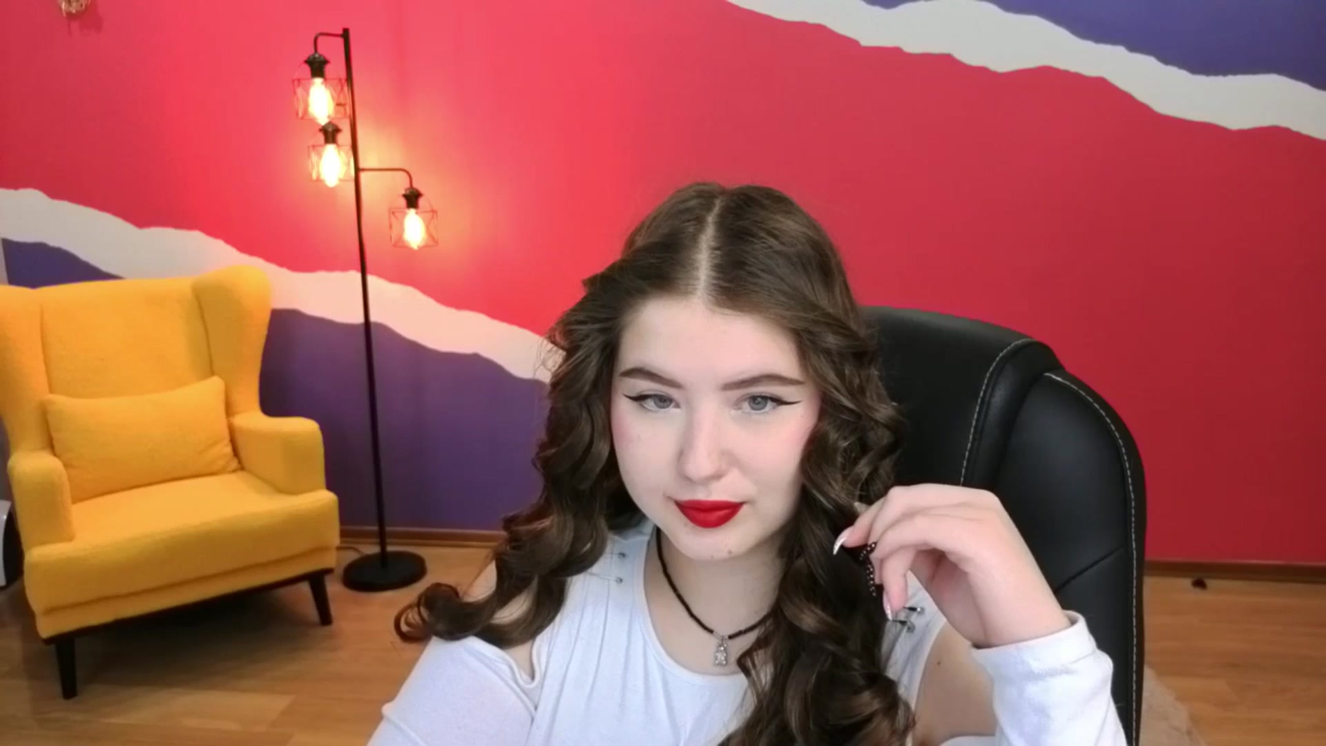 Gallery image thumbnail from AdmireMyEyes's myfreecams stream on, 09/10/2025, 05:38 image 12 of 20