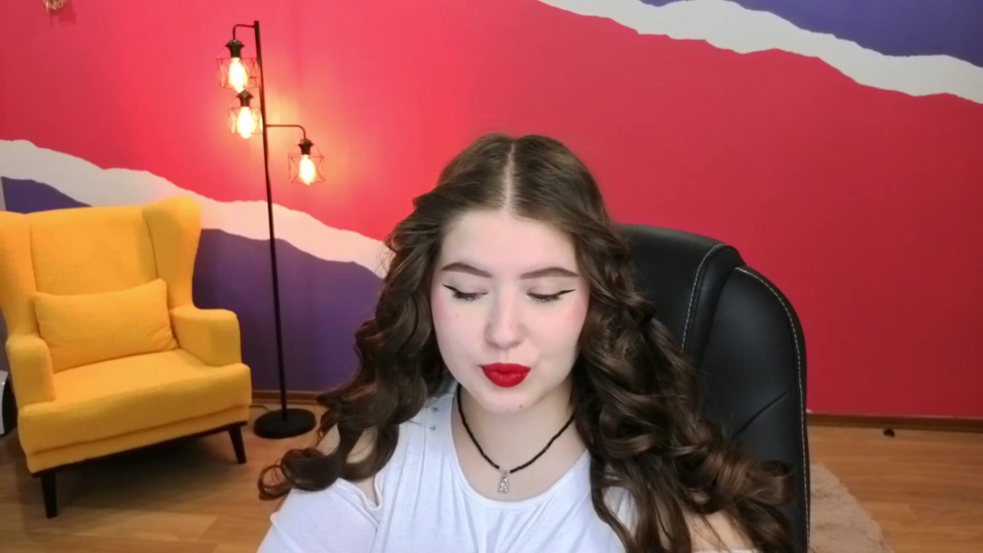 Gallery image thumbnail from AdmireMyEyes's myfreecams stream on, 09/10/2025, 05:38 image 6 of 20