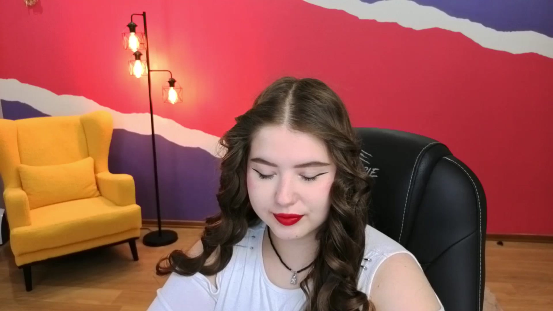Gallery image thumbnail from AdmireMyEyes's myfreecams stream on, 09/10/2025, 05:38 image 15 of 20