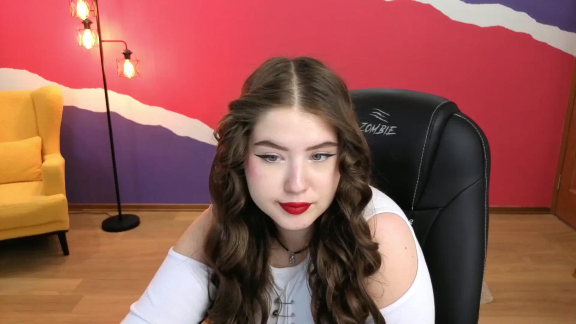 Gallery image thumbnail from AdmireMyEyes's myfreecams stream on, 09/10/2025, 07:47 image 5 of 20