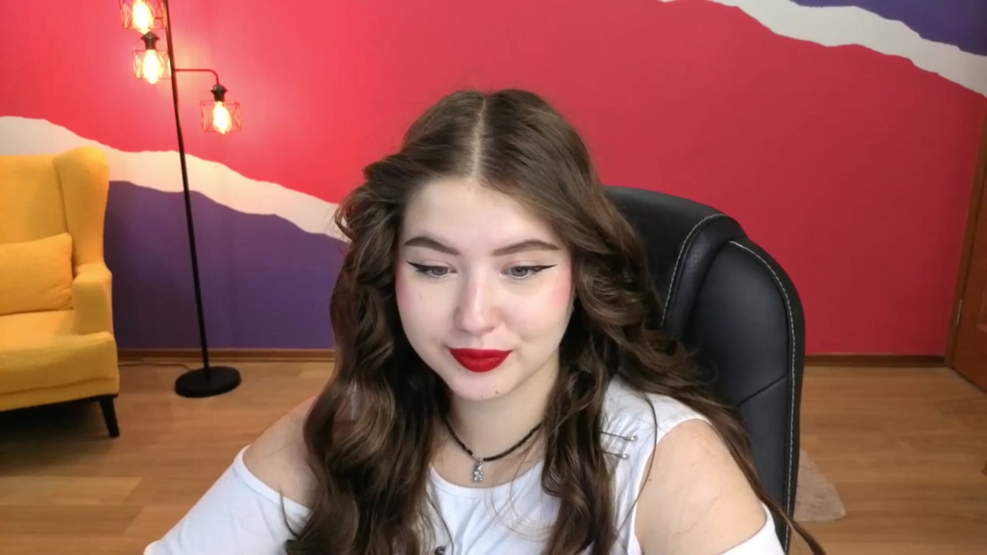Gallery image thumbnail from AdmireMyEyes's myfreecams stream on, 09/10/2025, 07:47 image 2 of 20