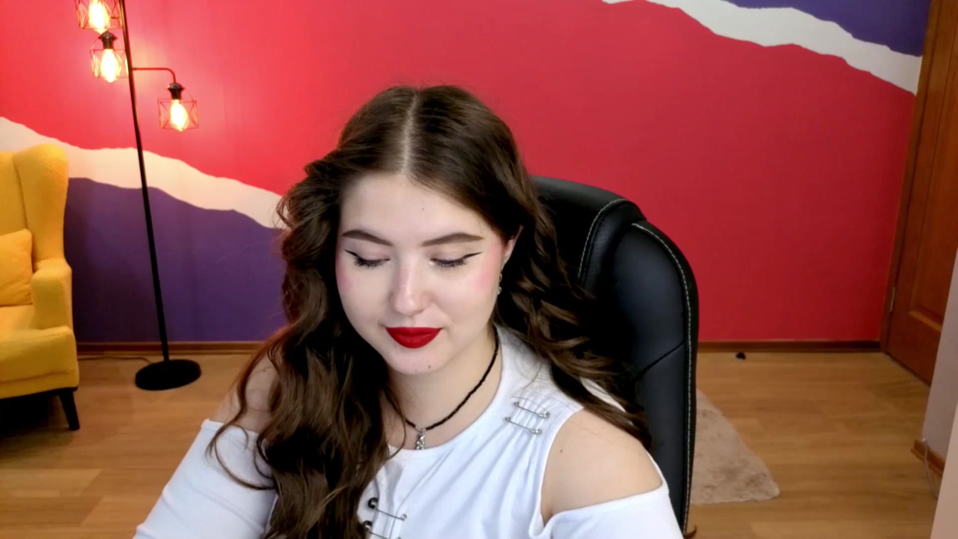 Gallery image thumbnail from AdmireMyEyes's myfreecams stream on, 09/10/2025, 09:19 image 9 of 20